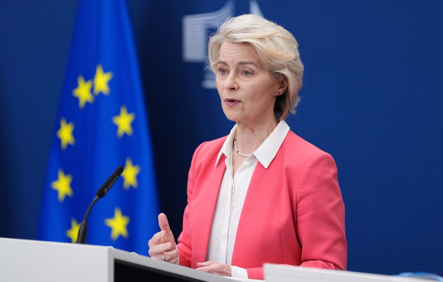 El presidente de la Comisión Europea quiere “restricciones relacionadas con la edad” para los menores El presidente de la Comisión Europea quiere “restricciones relacionadas con la edad” para los menores